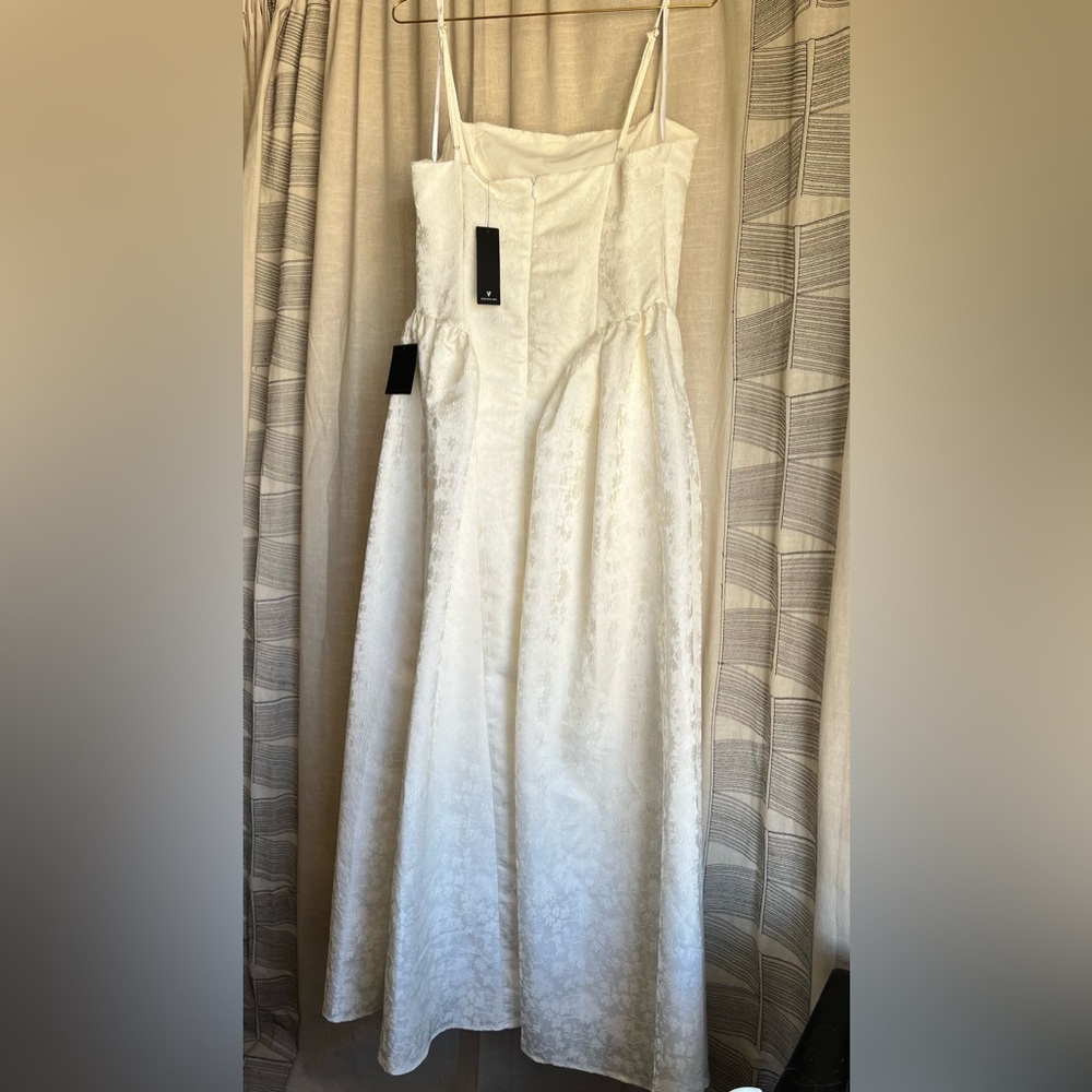 Lulus Ivory Floral Jacquard Maxi Dress Size L NWT Bridal - Picture 2 of 3
